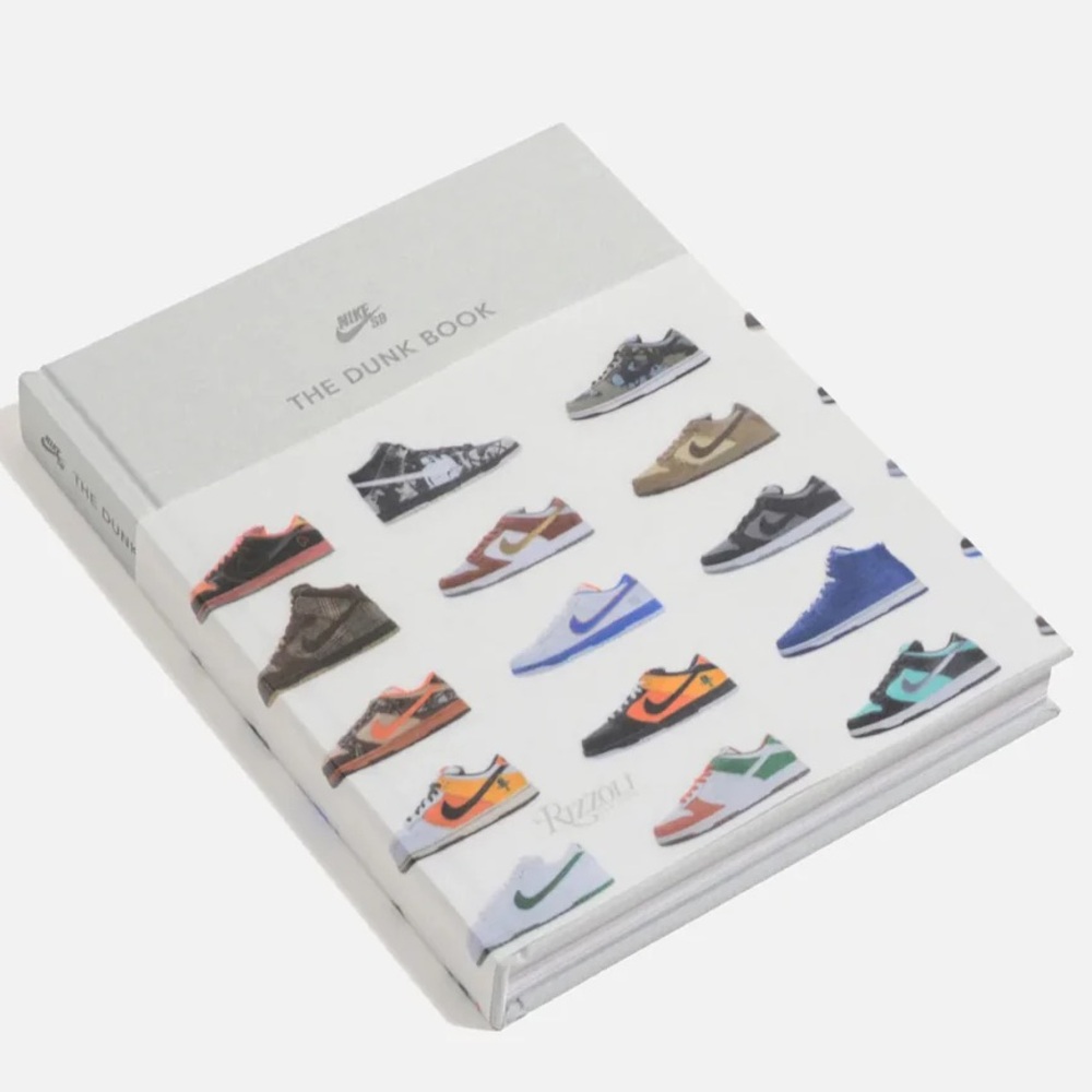NIKE Sb: The Dunk Book — RARE | SOLD OUT